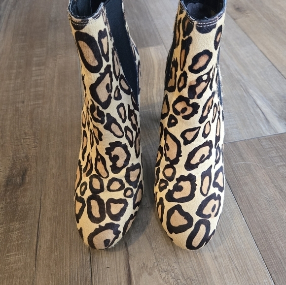 Sam Edelman Womens Case Leopard Animal Print Calf Hair Chelsea Ankle Boo… - Picture 10 of 14